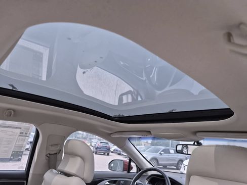 Used 2014 Lincoln MKZ AWD w/ Equipment Group 102A Reserve image 22