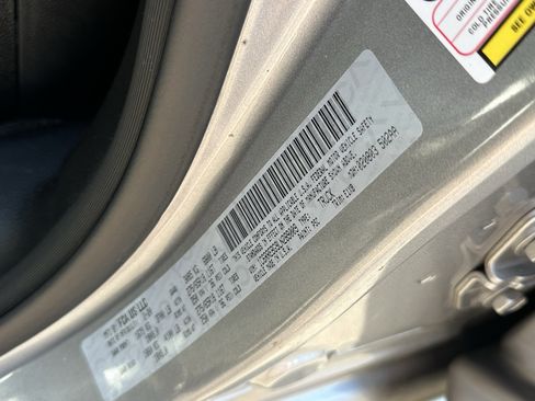 Used 2020 RAM 1500 Big Horn RWD image 33