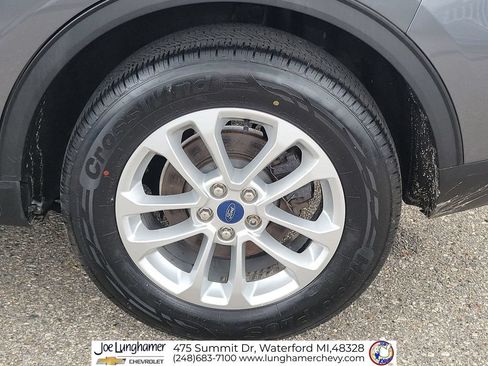 Used 2021 Ford Escape SE w/ Cold Weather Package FWD image 32