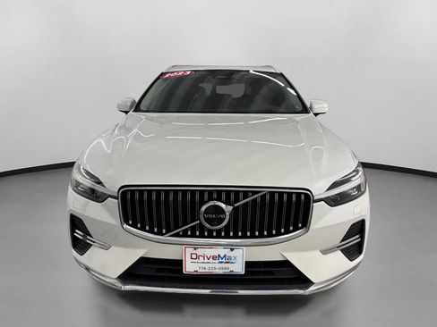 Used 2023 Volvo XC60 B5 Ultimate w/ Climate Package AWD/4WD image 2