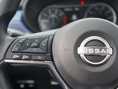 Used 2025 Nissan Versa SV w/ Trunk Package FWD image 11