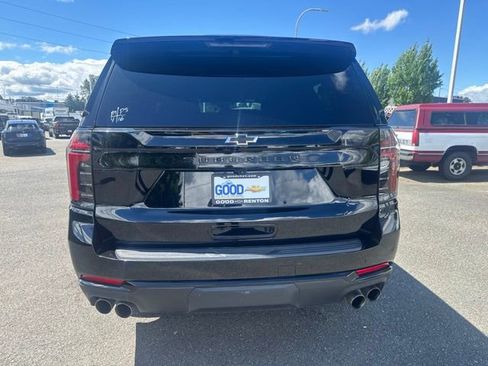 Used 2025 Chevrolet Suburban Z71 AWD/4WD image 4