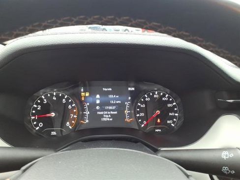 Used 2022 Jeep Compass Limited image 15