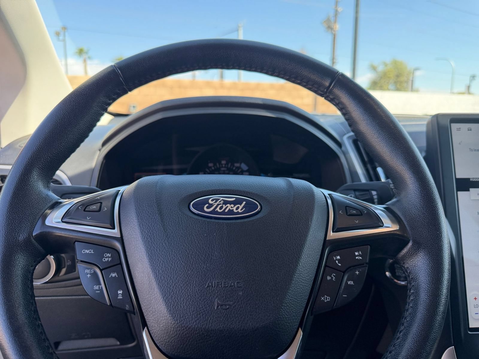 Used 2024 Ford Edge SEL AWD/4WD image 27