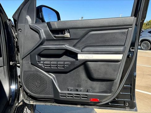 Used 2024 Toyota Tacoma TRD Off-Road image 21