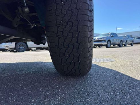Used 2024 Toyota Tacoma TRD Off-Road AWD/4WD image 12