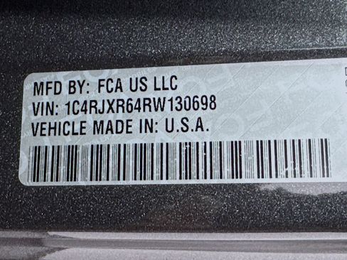 Used 2024 Jeep Wrangler Unlimited Rubicon 4xe w/ Technology Group AWD/4WD image 39