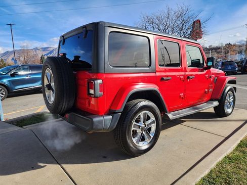 Used 2020 Jeep Wrangler Unlimited Sahara image 5