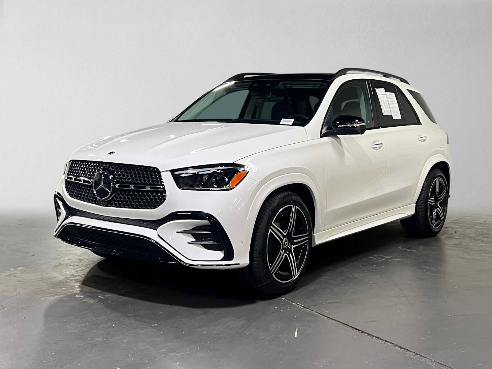 Used 2026 Mercedes-Benz GLE 450e 4MATIC image 7