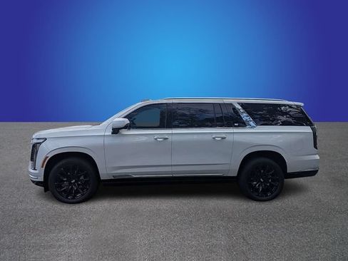 Used 2025 Cadillac Escalade ESV Premium Luxury w/ Touring Package AWD/4WD image 2