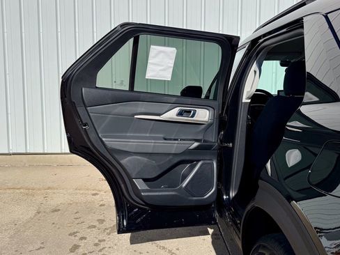 New 2026 Ford Explorer Active image 15