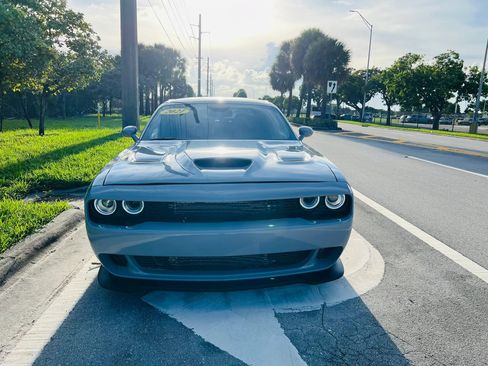 Used 2021 Dodge Challenger R/T Scat Pack RWD image 8