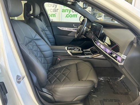 Used 2026 BMW 740i RWD image 22