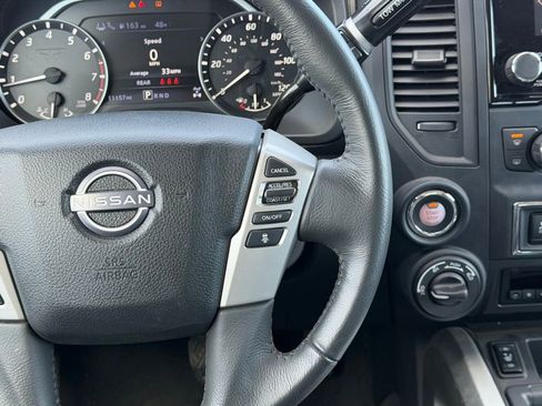 Used 2024 Nissan Titan SV w/ SV Convenience Package image 19