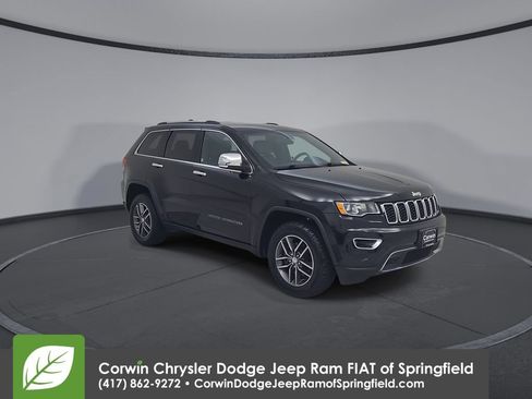 Used 2017 Jeep Grand Cherokee Limited AWD/4WD image 3