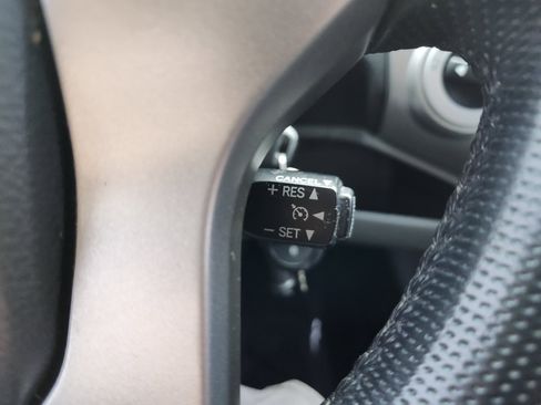 Used 2014 Toyota Tacoma 4x4 Double Cab w/ TRD Off-Road Package image 32