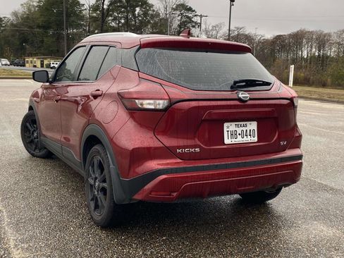 Used 2023 Nissan Kicks SV image 5