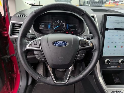 Used 2024 Ford Edge SEL AWD/4WD image 13