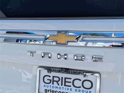 Used 2022 Chevrolet Tahoe LT w/ Luxury Package image 17