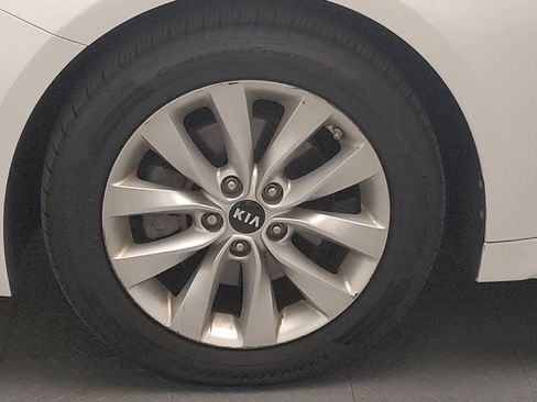 Used 2016 Kia Optima EX FWD image 31