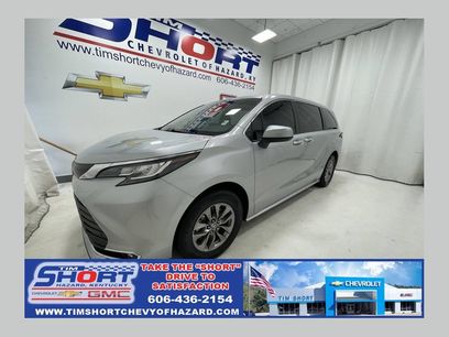 Used 2023 Toyota Sienna XLE