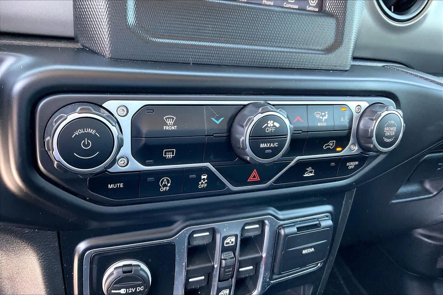 Used 2022 Jeep Gladiator Sport AWD/4WD image 30