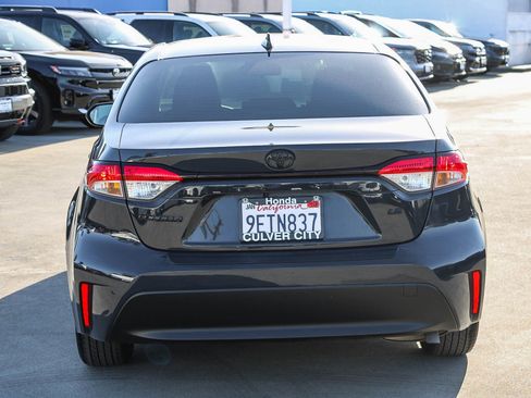 Used 2023 Toyota Corolla LE image 8