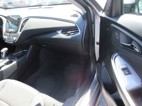 Used 2024 Chevrolet Malibu LT FWD image 17
