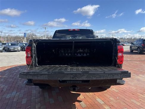 Used 2018 Chevrolet Silverado 1500 LT w/ Texas Edition image 29