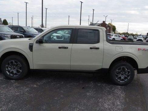 New 2025 Ford Maverick XLT w/ XLT Luxury Package image 13