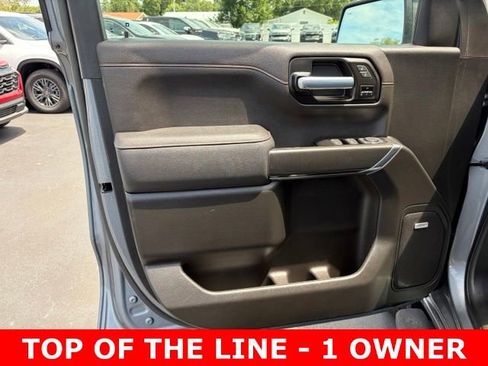 Used 2022 GMC Sierra 1500 AT4 w/ AT4 Premium Package AWD/4WD image 12