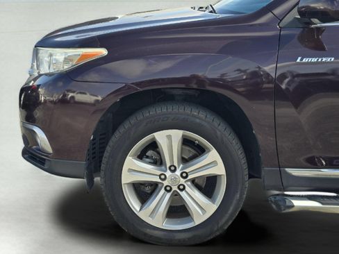 Used 2013 Toyota Highlander Limited FWD image 9