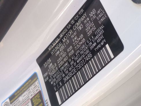 Certified 2025 Hyundai Tucson SEL image 30