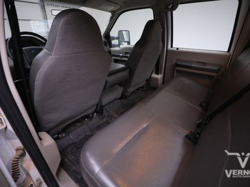 Used 2009 Ford F350 XL image 6