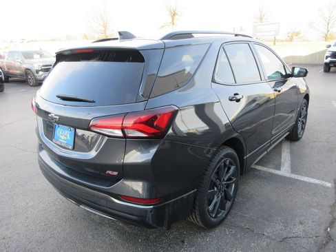 Used 2022 Chevrolet Equinox RS image 5