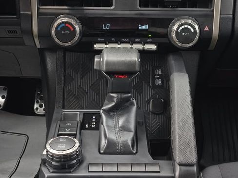 Certified 2025 Toyota Tacoma TRD Sport AWD/4WD image 19