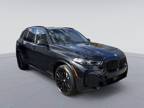 New 2026 BMW X5 xDrive40i w/ M Sport Package image 1
