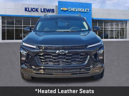 Used 2025 Chevrolet Trax ACTIV w/ Sunroof Package FWD image 2