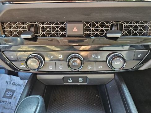 Used 2023 Honda Accord EX-L image 28