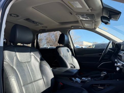 Used 2021 Kia Telluride EX w/ EX Premium Package image 19