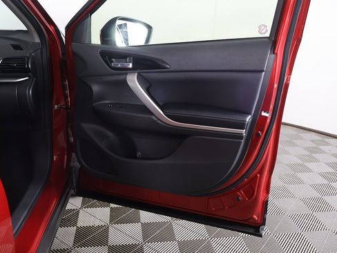 Used 2024 Mitsubishi Eclipse Cross SE image 23