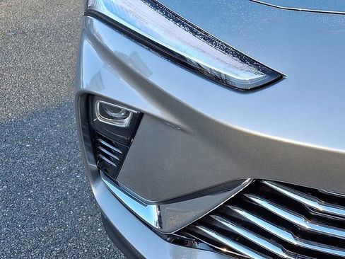 Used 2025 Buick Envista Preferred w/ Convenience I Package image 18