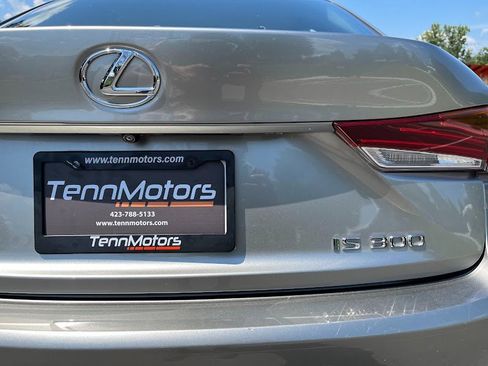 Used 2019 Lexus IS 300 image 48