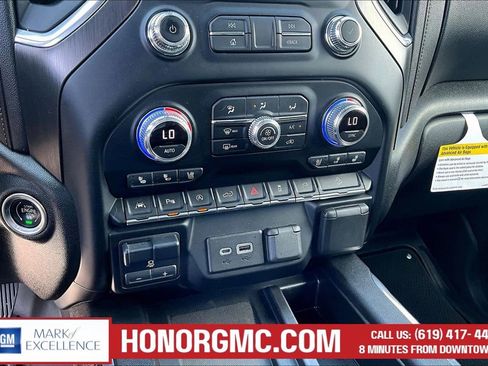 Used 2021 GMC Sierra 1500 AT4 w/ AT4 Value Package image 16
