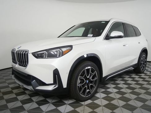 New 2026 BMW X1 xDrive28i AWD/4WD image 7