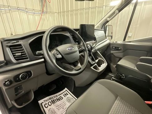 Used 2025 Ford Transit 350 XLT RWD image 9