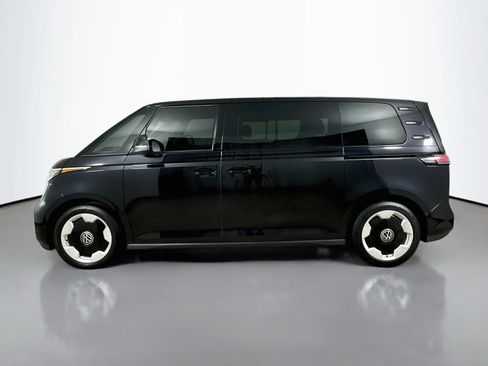 Used 2025 Volkswagen ID. Buzz Pro S RWD image 8