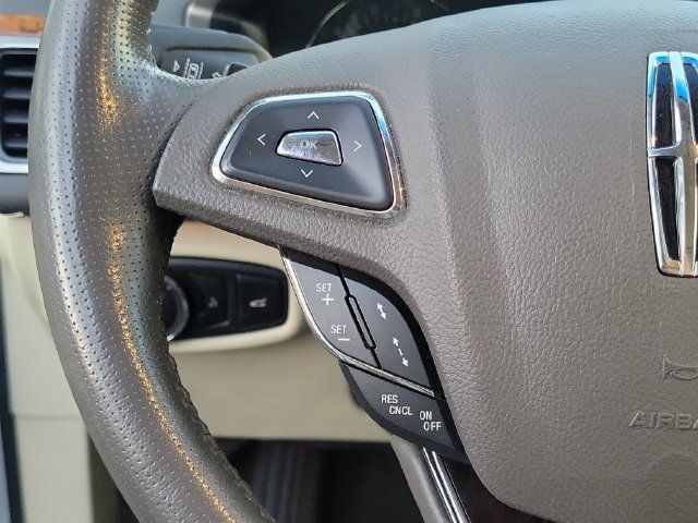 Used 2014 Lincoln MKZ AWD image 23