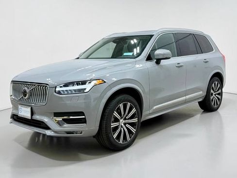 Used 2024 Volvo XC90 B5 Core w/ Protection Package Premier AWD/4WD image 8