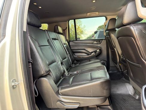 Used 2015 Chevrolet Suburban LT AWD/4WD image 16
